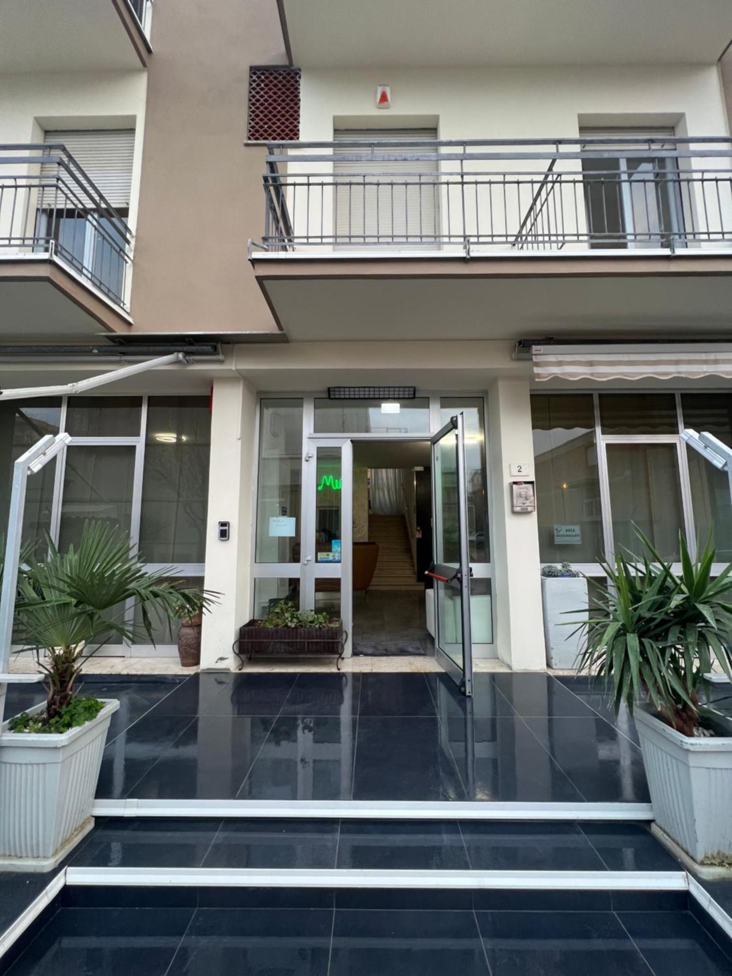 Hotel Miro Rimini Dış mekan fotoğraf